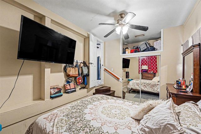 1464 DRUID ROAD E, Clearwater, FL 33756