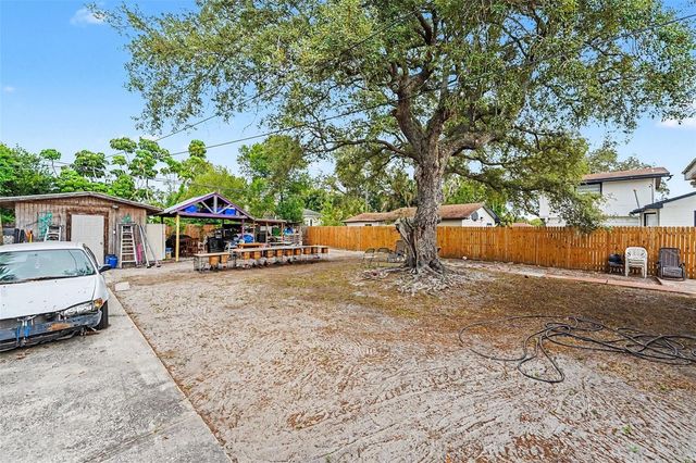 1464 DRUID ROAD E, Clearwater, FL 33756