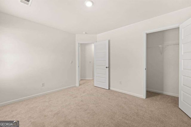 322 Friendship Oak Way, Hampton, GA 30228