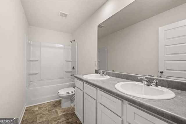 322 Friendship Oak Way, Hampton, GA 30228