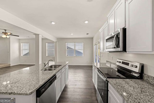 322 Friendship Oak Way, Hampton, GA 30228