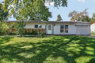 7714 Brookhaven Avenue, Darien, IL 60561