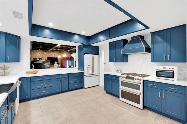 13570 Anchor, Victorville, CA 92395