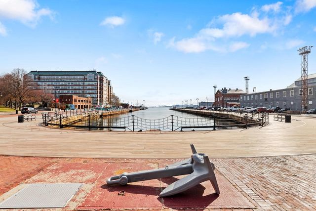 45 1st Ave F202, Boston, MA 02129