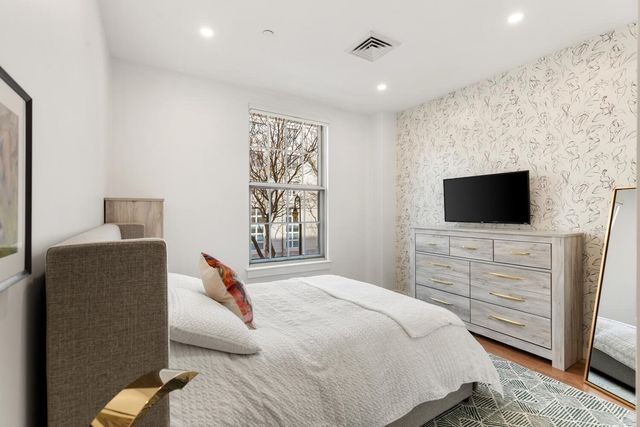 45 1st Ave F202, Boston, MA 02129