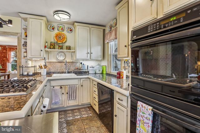 6743 ROGERS AVE, Pennsauken, NJ 08109
