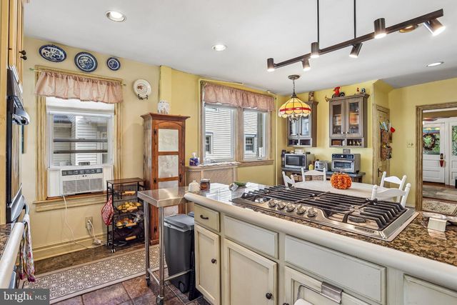 6743 ROGERS AVE, Pennsauken, NJ 08109