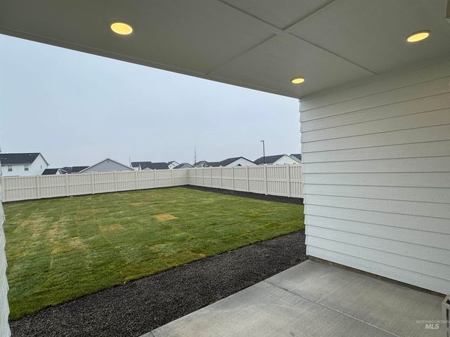 11318 Bluefield Dr, Caldwell, ID 83605