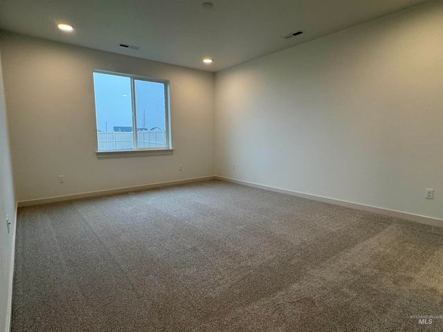 11318 Bluefield Dr, Caldwell, ID 83605