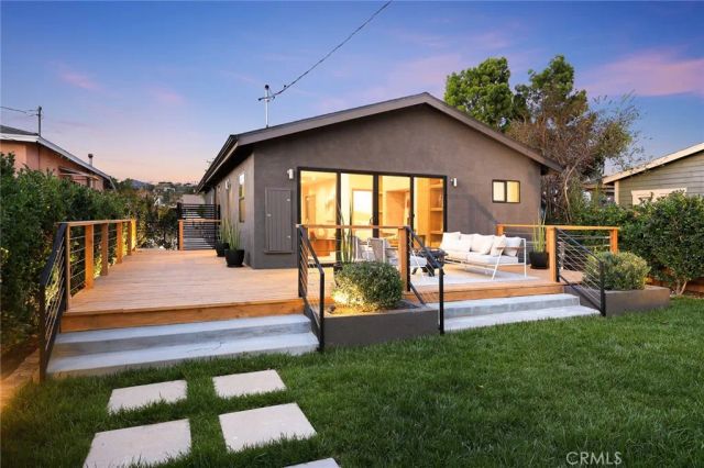 5144 Buchanan, Los Angeles, CA 90042