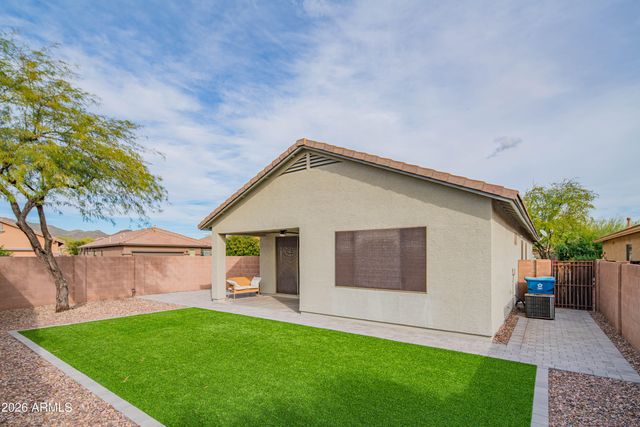 40130 N THUNDER HILLS Court, Phoenix, AZ 85086