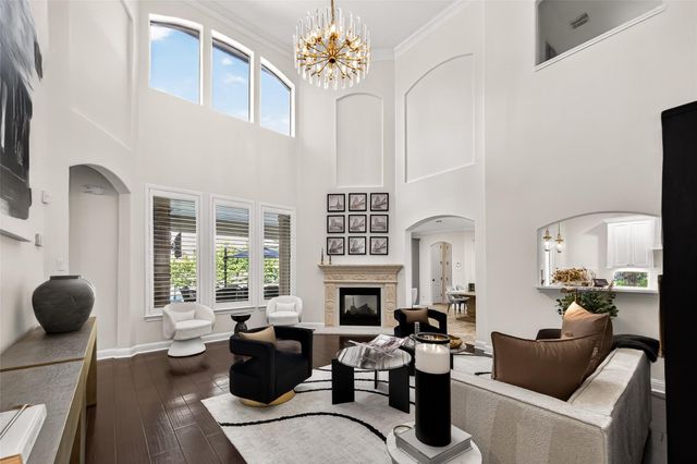 15 Veilwood Circle, The Woodlands, TX 77382