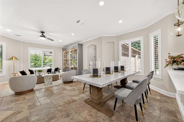 15 Veilwood Circle, The Woodlands, TX 77382