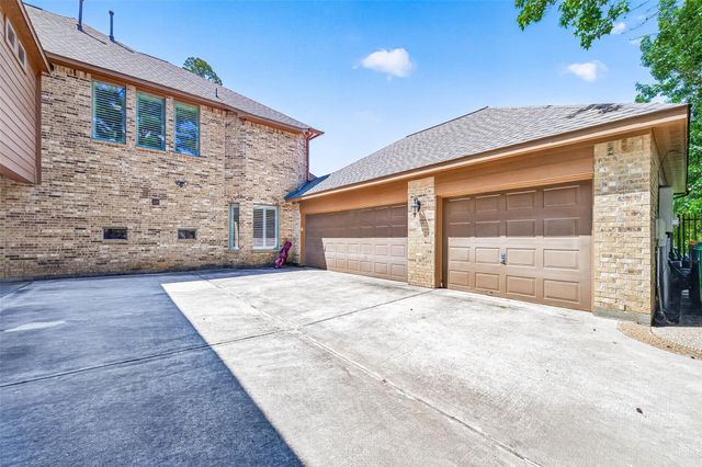 15 Veilwood Circle, The Woodlands, TX 77382