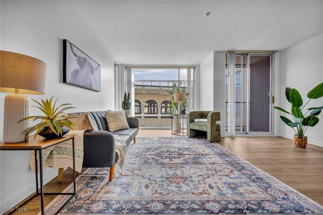 2222 Detroit Avenue 503, Cleveland, OH 44113