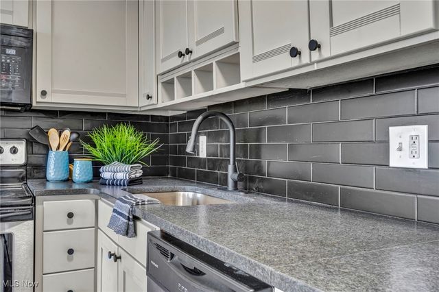 2222 Detroit Avenue 503, Cleveland, OH 44113