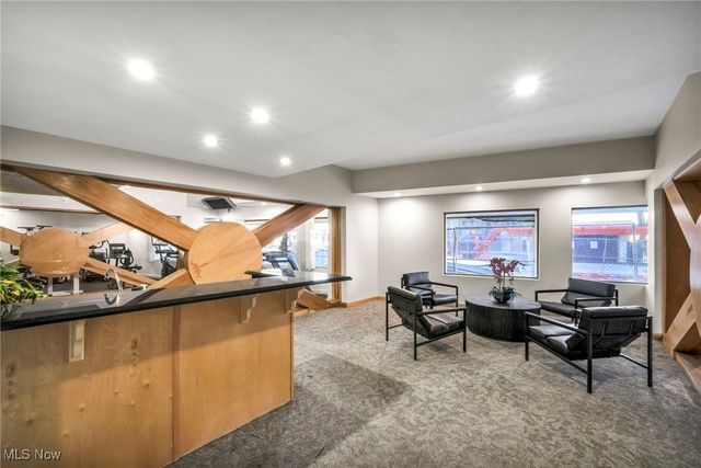 2222 Detroit Avenue 503, Cleveland, OH 44113