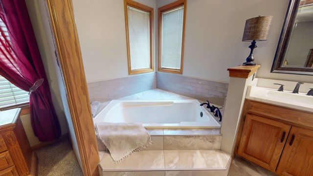 1840 N Northwest Pkwy, Wichita, KS 67212