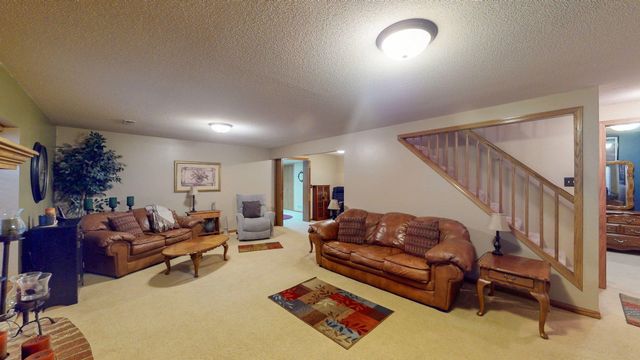 1840 N Northwest Pkwy, Wichita, KS 67212