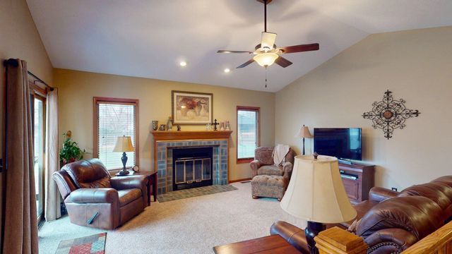 1840 N Northwest Pkwy, Wichita, KS 67212