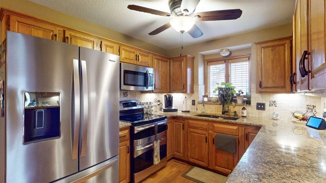 1840 N Northwest Pkwy, Wichita, KS 67212