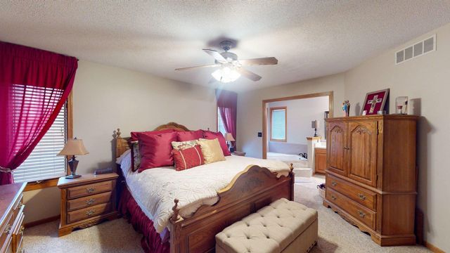 1840 N Northwest Pkwy, Wichita, KS 67212