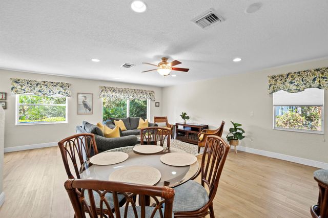 2736 SE Birmingham Drive, Stuart, FL 34994