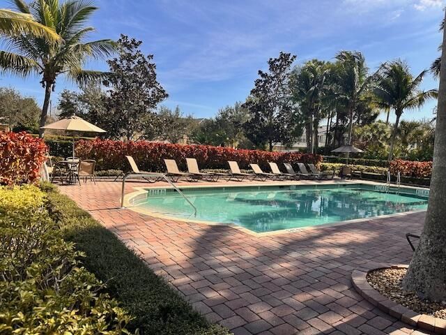 2736 SE Birmingham Drive, Stuart, FL 34994