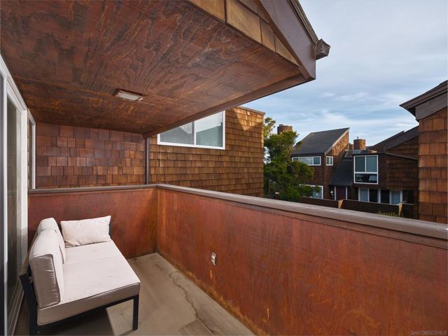 325 S Sierra Ave 20, Solana Beach, CA 92075