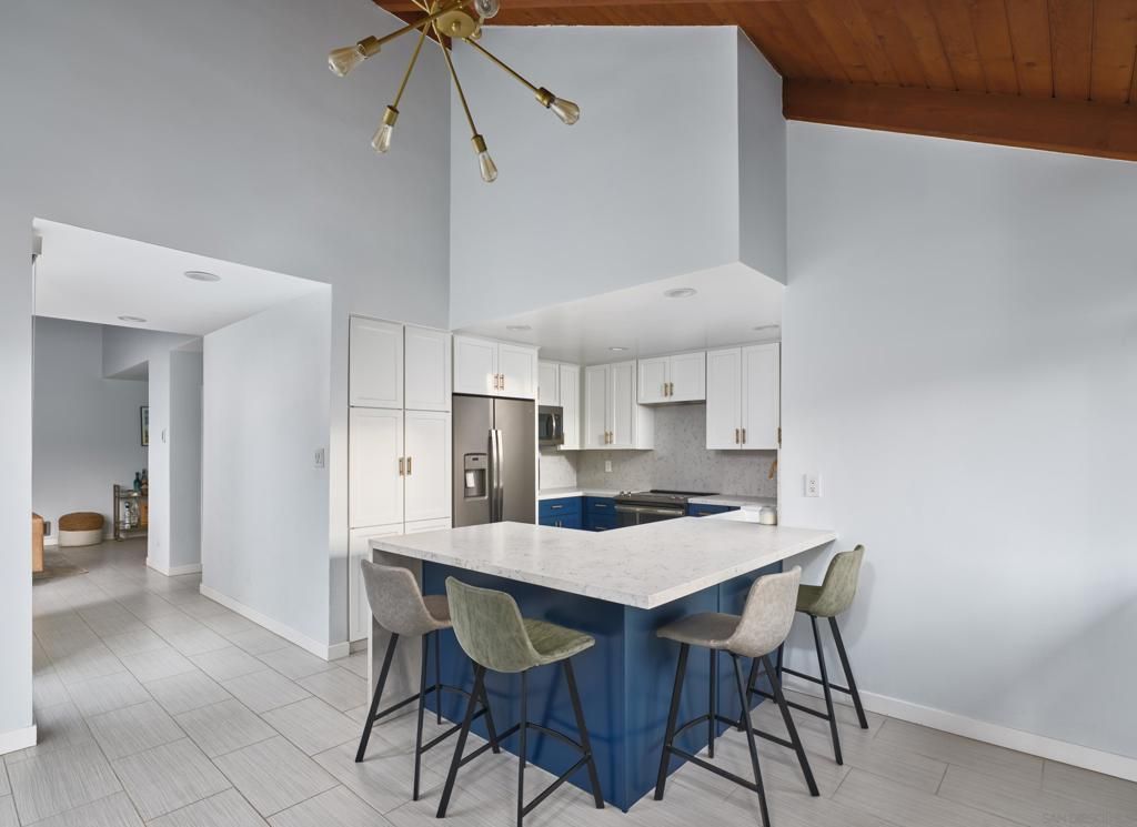 325 S Sierra Ave 20, Solana Beach, CA 92075