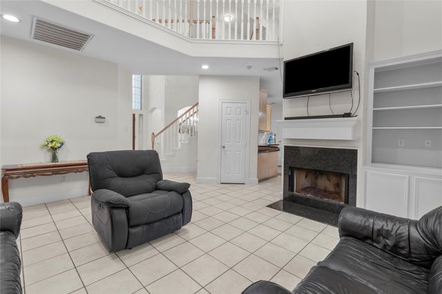 10302 Hanselman Road, Manvel, TX 77578