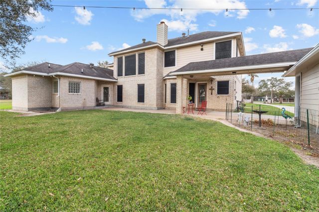 10302 Hanselman Road, Manvel, TX 77578