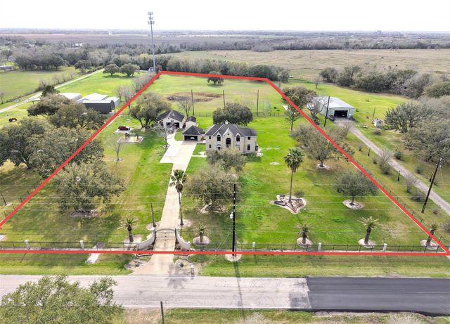 10302 Hanselman Road, Manvel, TX 77578