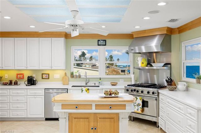 3569 San Carlos DR, St. James City, FL 33956