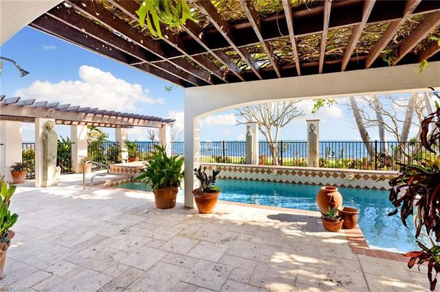 3569 San Carlos DR, St. James City, FL 33956