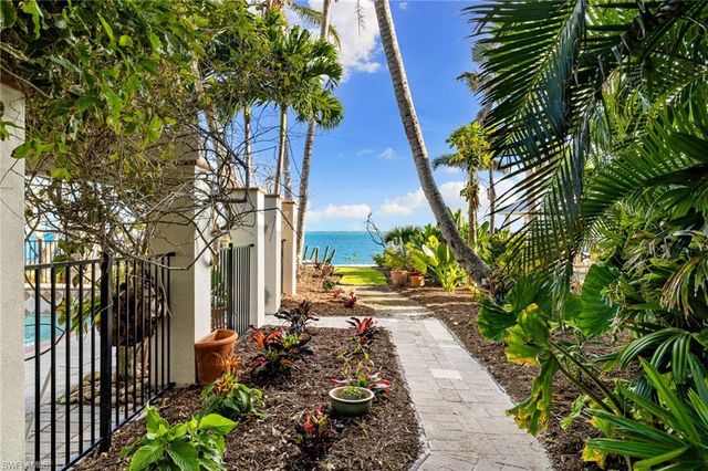 3569 San Carlos DR, St. James City, FL 33956