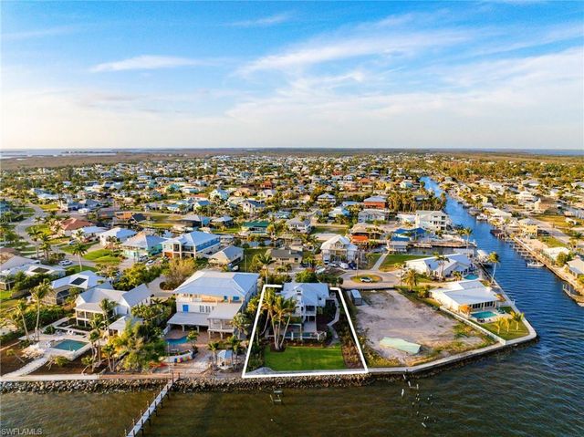 3569 San Carlos DR, St. James City, FL 33956