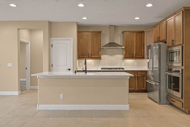 27 Firecrown Lane, Santa Fe, NM 87508