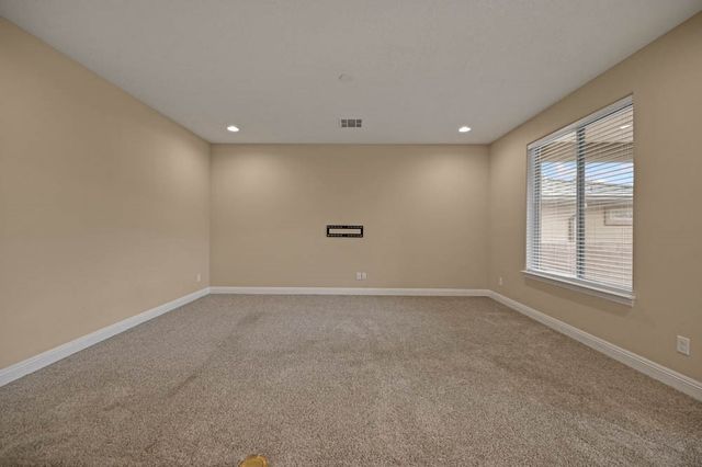 27 Firecrown Lane, Santa Fe, NM 87508