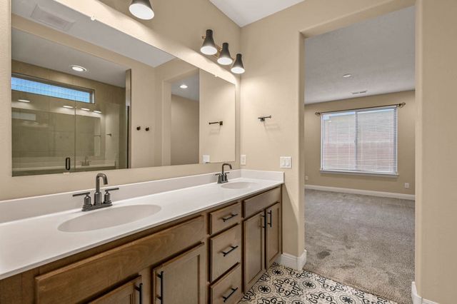 27 Firecrown Lane, Santa Fe, NM 87508