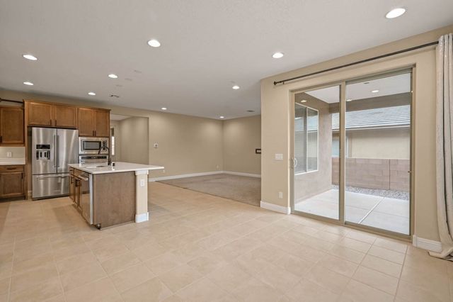 27 Firecrown Lane, Santa Fe, NM 87508