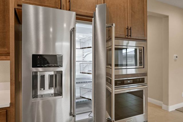 27 Firecrown Lane, Santa Fe, NM 87508