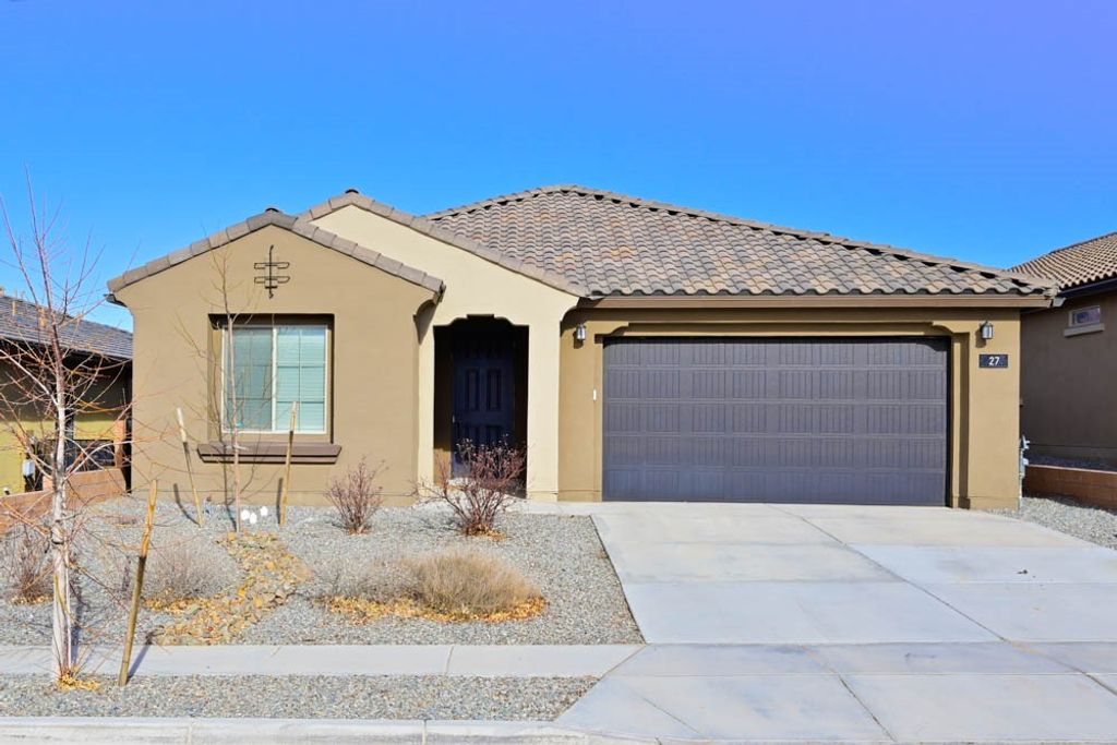 27 Firecrown Lane, Santa Fe, NM 87508