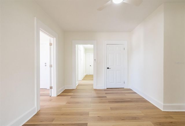 218 N PINELLAS AVENUE, Tarpon Springs, FL 34689