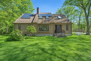 69 Two Ponds Road, Falmouth, MA 02540