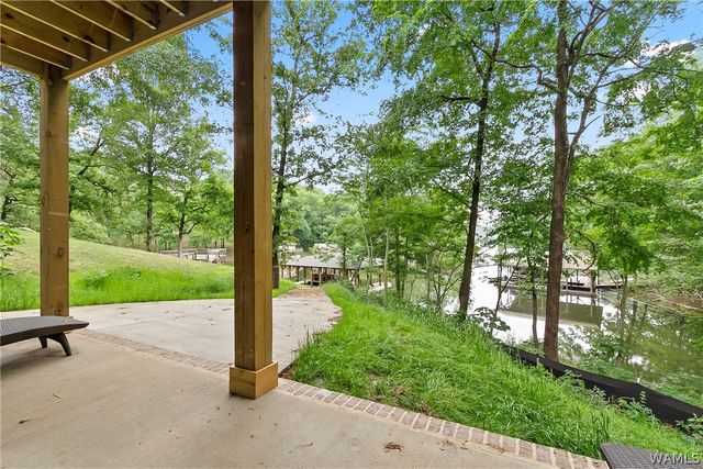 15441 Sandstone Road, Northport, AL 35475