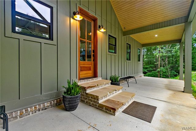 15441 Sandstone Road, Northport, AL 35475