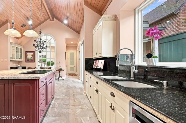 309 Oakleaf Drive, Lafayette, LA 70503
