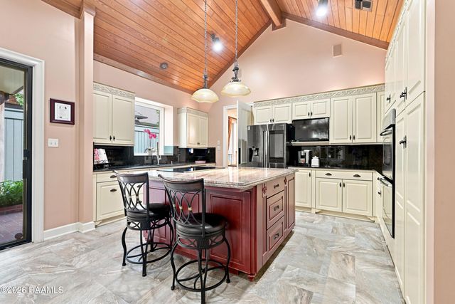 309 Oakleaf Drive, Lafayette, LA 70503