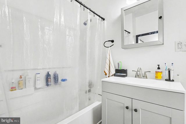 412 LOCUST ST, Lancaster, PA 17602